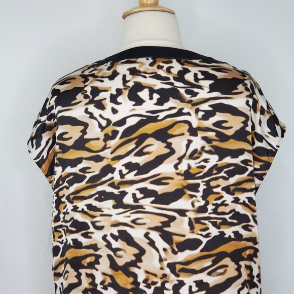 Peter Nygard Style #1216Z610 Animal Tiger Print Stud Detail Top NEW NWT Size XL - Picture 7 of 13